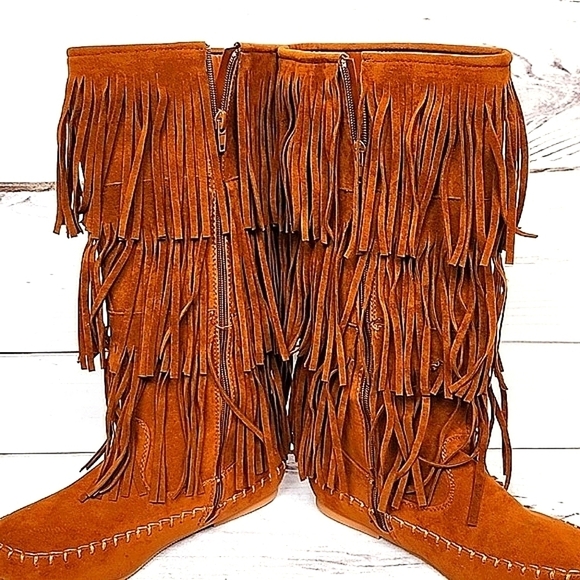 Pierre Dumas NWOT 8M Women Brown VeganSuede Fringed BOHO Zippered Moccasin Boots - Picture 8 of 9